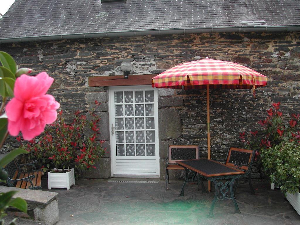 Les Gites De Garz Ar Bik Brasparts Kamer foto